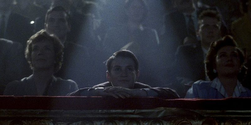 Ceros y unos: Apuntes piratas sobre el streaming y las salas de cine