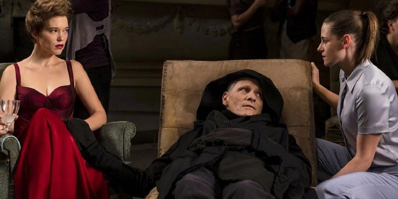 Crimes of the Future: Cuerpos vacíos